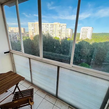 Ar Rezidencia Ludmanska Apartment