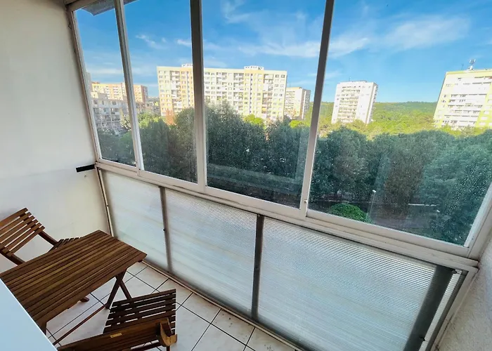 Ar Rezidencia Ludmanska Апартаменты